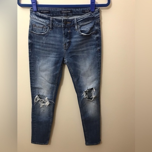 VIGOSS Thompson Tomboy Medium Wash Distressed Mid Rise Skinny Jeans. Size 25 - Picture 4 of 13